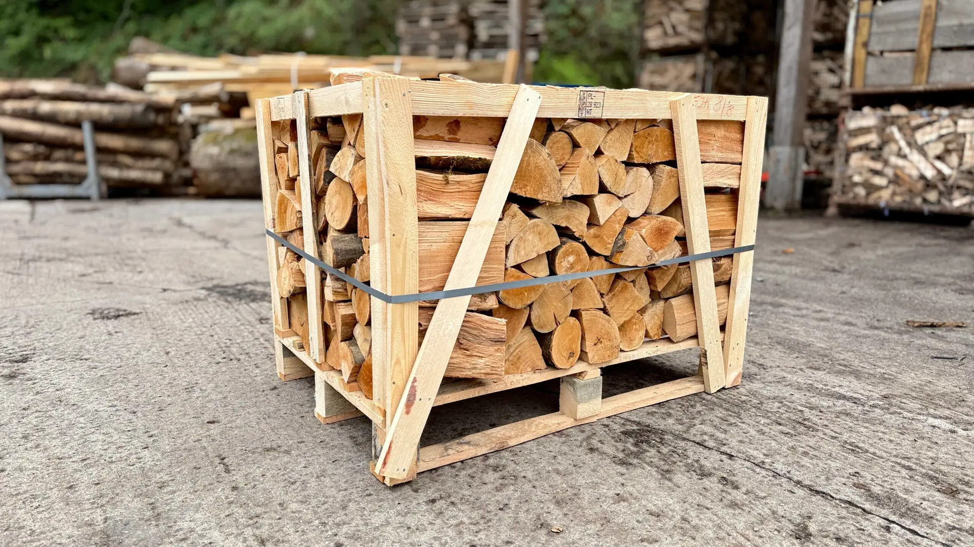 Ready to Burn Kiln Dried Firewood Bundle